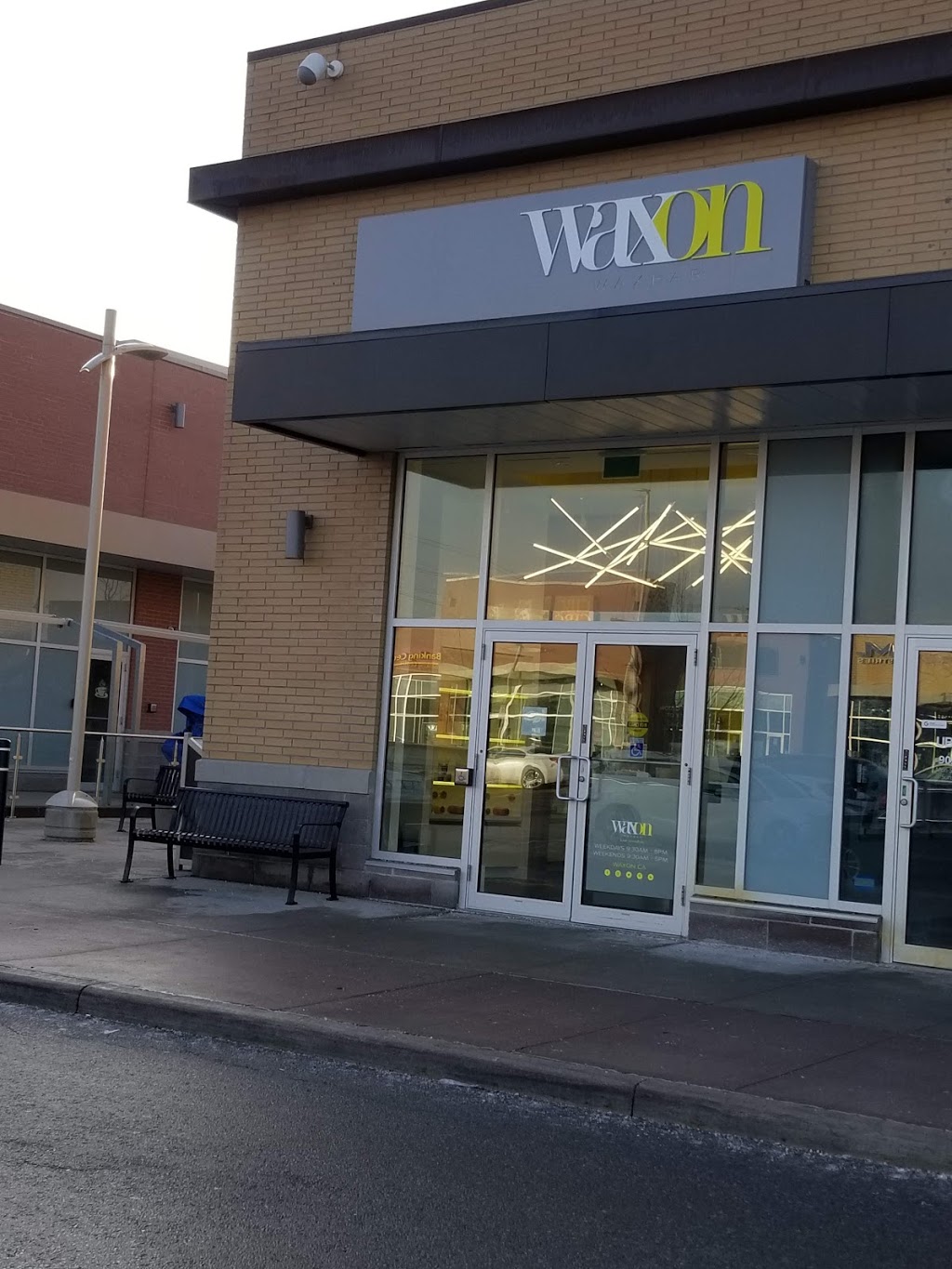 WAXON Waxbar - Vaughan | 9340 Bathurst St unit 4, Maple, ON L6A 4N9, Canada | Phone: (289) 452-2929