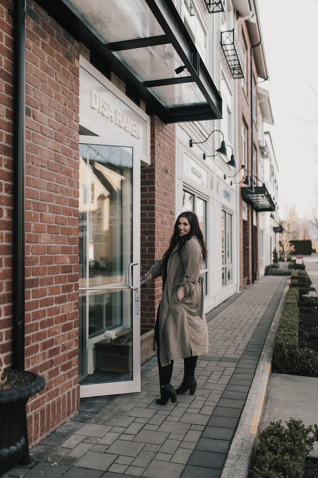 Disa Raven - The Studio | 10973 Barnston View Rd #102, Pitt Meadows, BC V3Y 0B8, Canada
