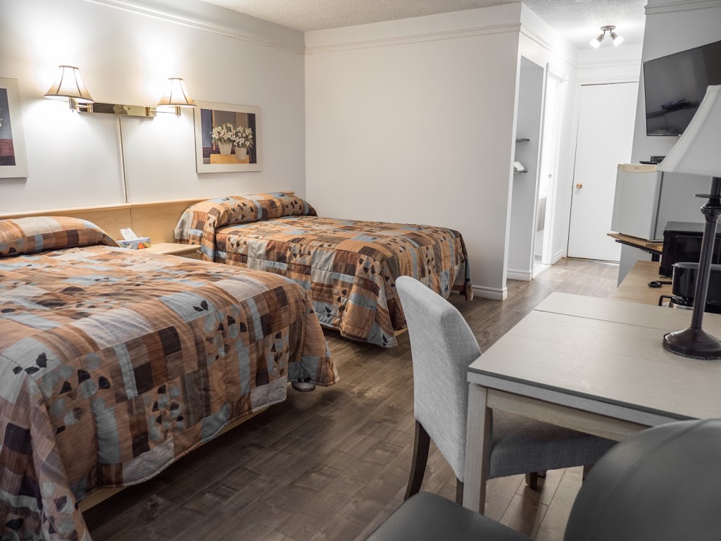 Motel Le Classique | 310 Rue de la Visitation, Saint-Charles-Borromée, QC J6E 4N7, Canada | Phone: (450) 756-0588