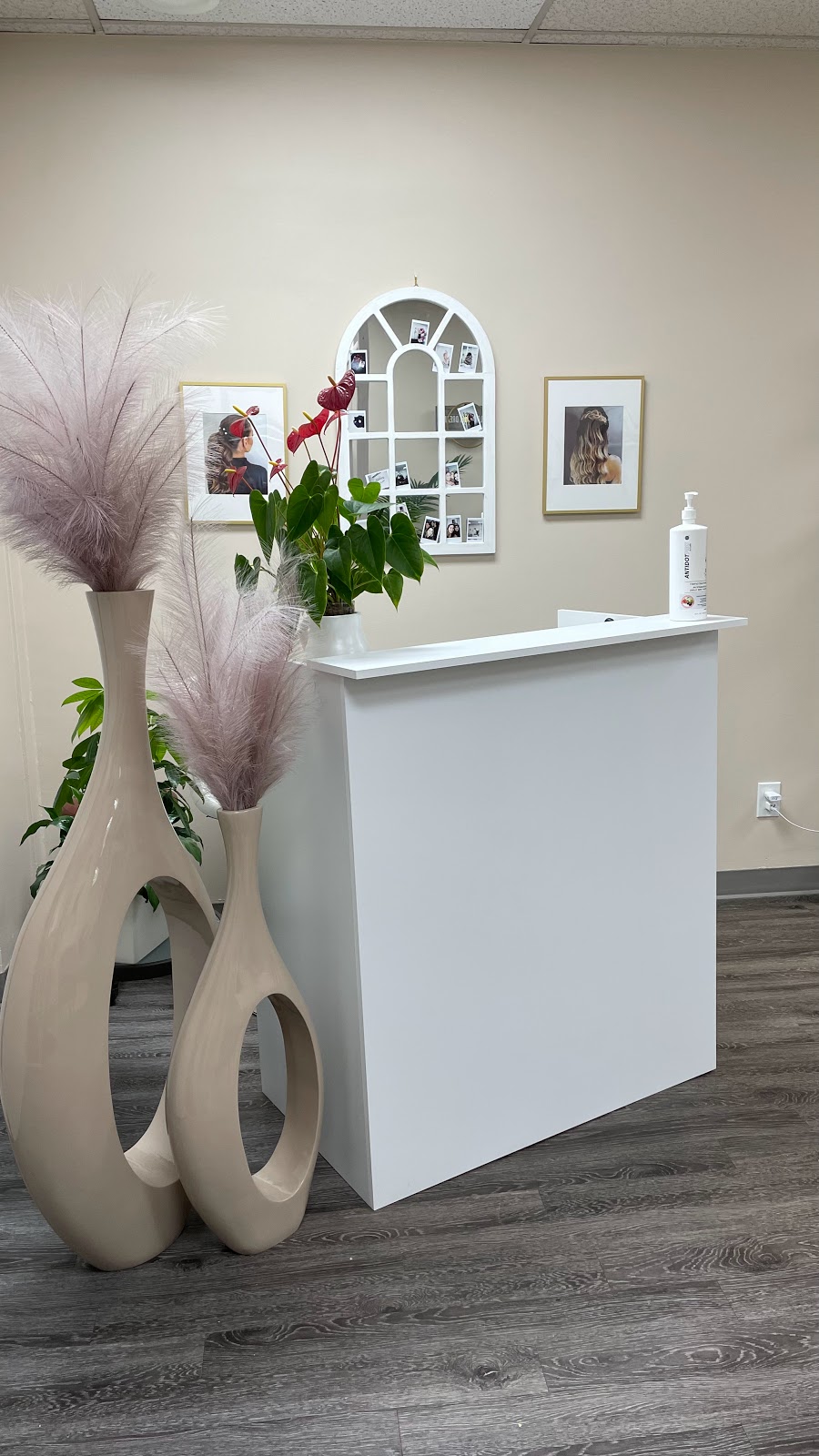 Atelier Leelo Glam | 3177 Boulevard Lévesque O, Laval, QC H7V 1C7, Canada | Phone: (438) 877-4470