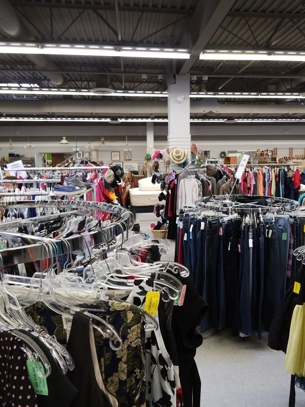 New Hamburg Thrift CTR | 41 Heritage Dr, New Hamburg, ON N3A 2J3, Canada | Phone: (519) 662-2867