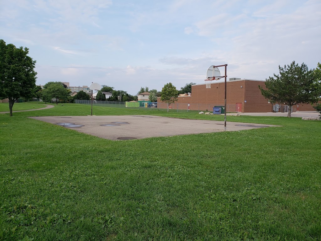 Dewitt Park | 151 Glenashton Drive, Hamilton, ON L8G 4E7, Canada | Phone: (905) 634-2971