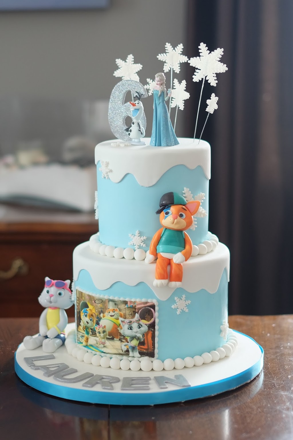 Cake Couture | 15008 87 Ave NW, Edmonton, AB T5R 4E9, Canada | Phone: (780) 443-4083