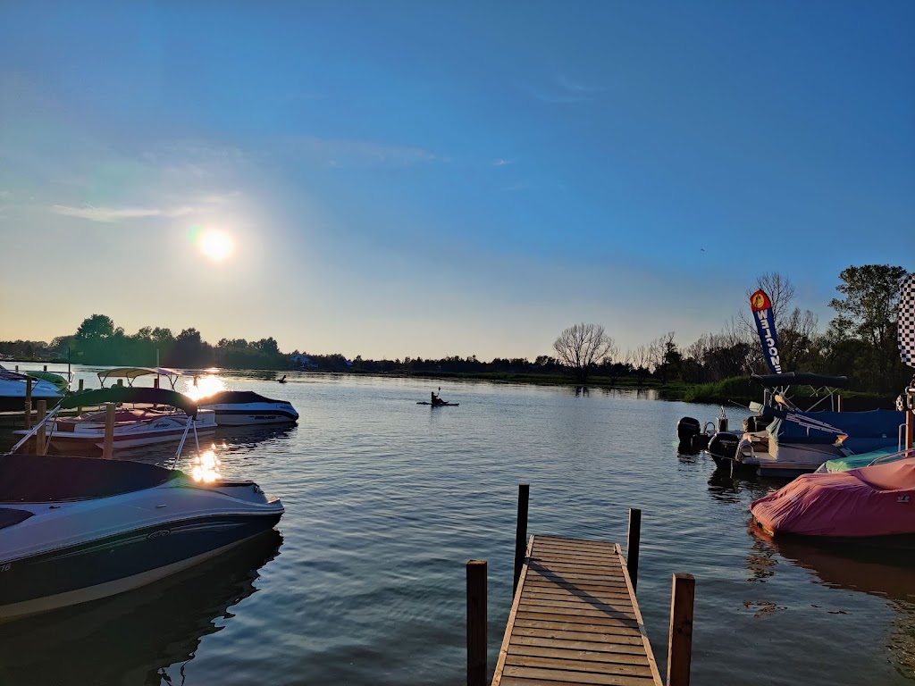 Port Franks Marina | 7574 Biddulph St, Port Franks, ON N0M 2L0, Canada | Phone: (519) 243-2354