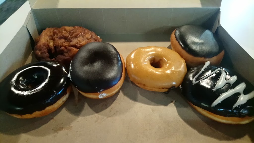 Robins Donuts | 2515 50 Ave SE, Calgary, AB T2B 3R8, Canada | Phone: (403) 523-9200
