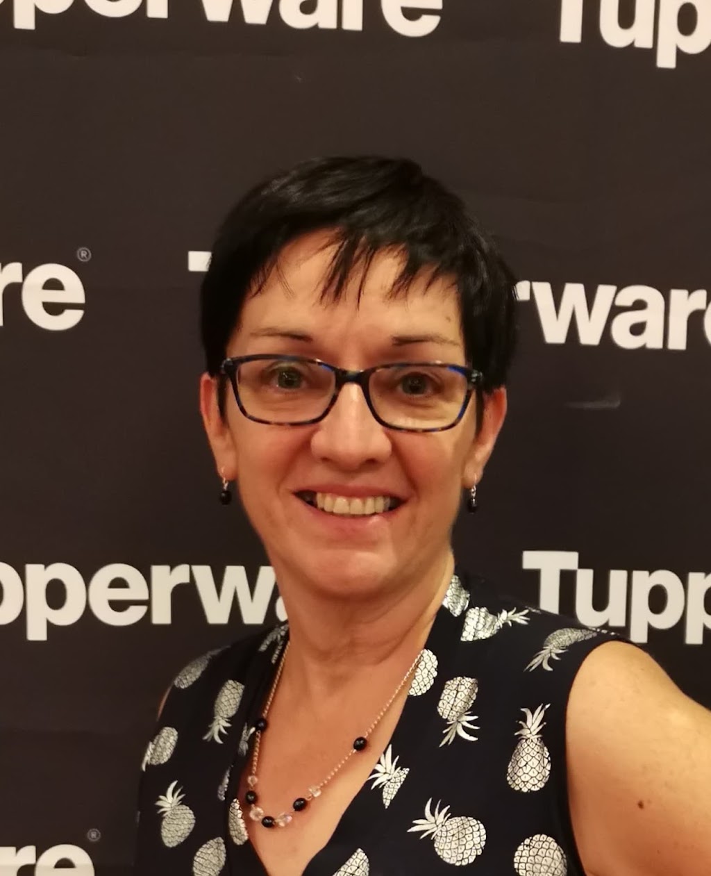 Hélène Chaîné Directrice Tupperware | 1470 13e Av, Grand-Mère, QC G9T 1L9, Canada | Phone: (819) 531-9137