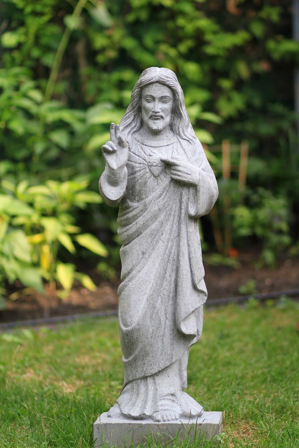Statues Gallery | 16083 Hurontario St, Caledon Village, ON L7C 2E5, Canada | Phone: (416) 871-1444
