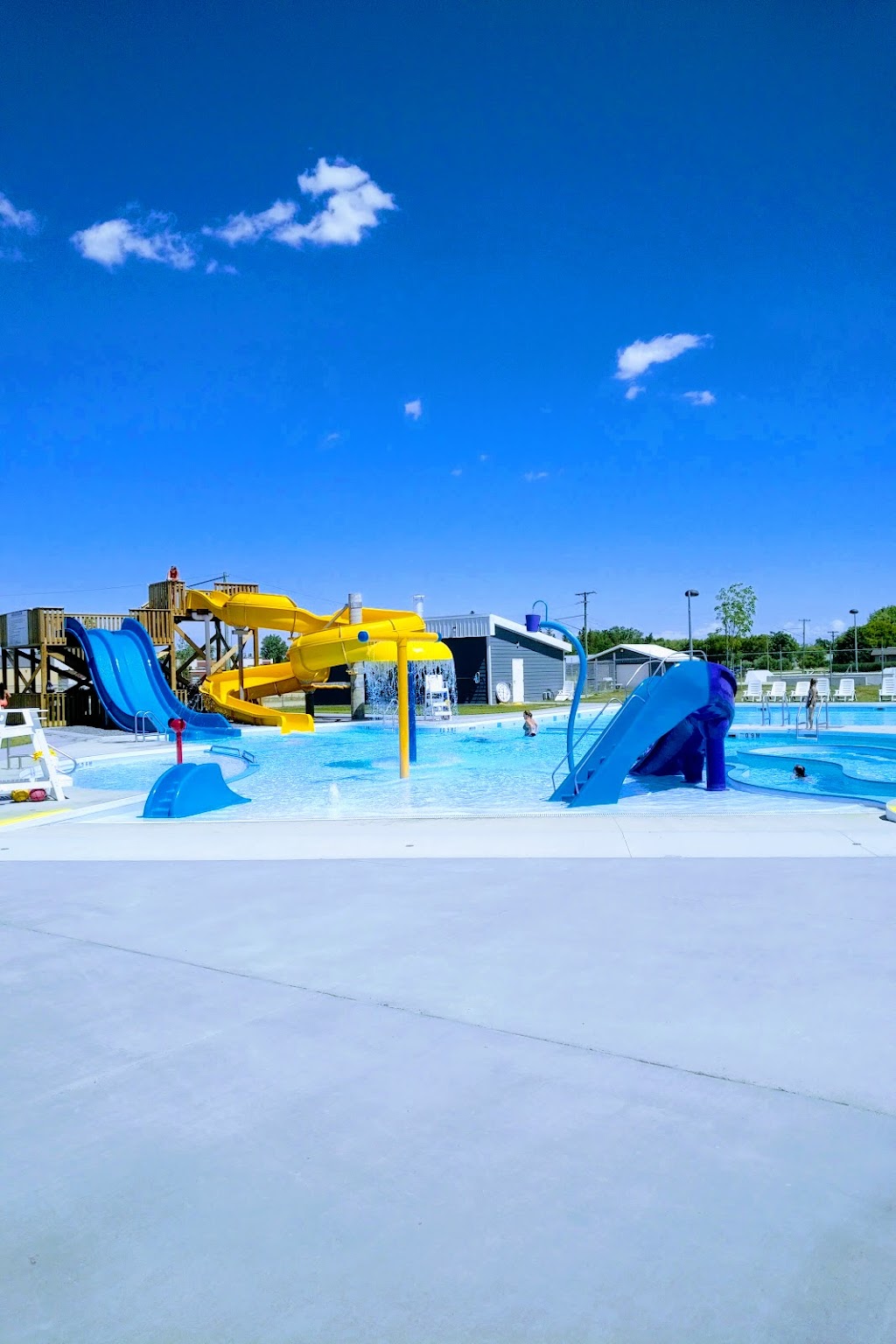 Gimli Recreation Centre | 45 Centennial Rd, Gimli, MB R0C 1B0, Canada | Phone: (204) 642-6670