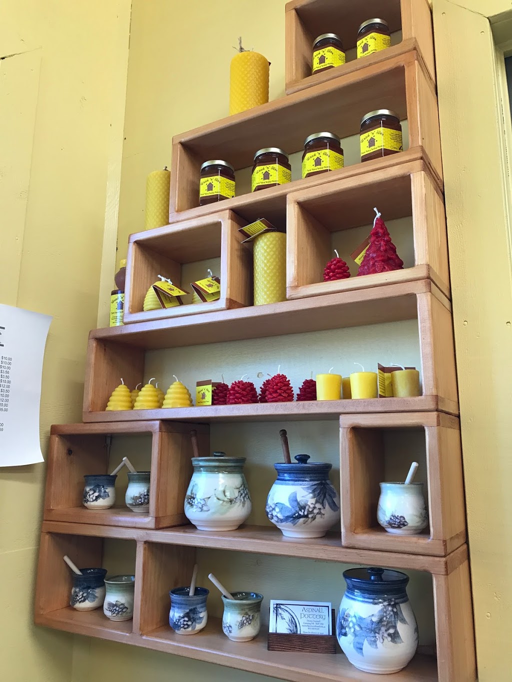 WoodnHive Honey | 1284 Starrs Point Rd, Port Williams, NS B0P 1T0, Canada | Phone: (902) 679-8996