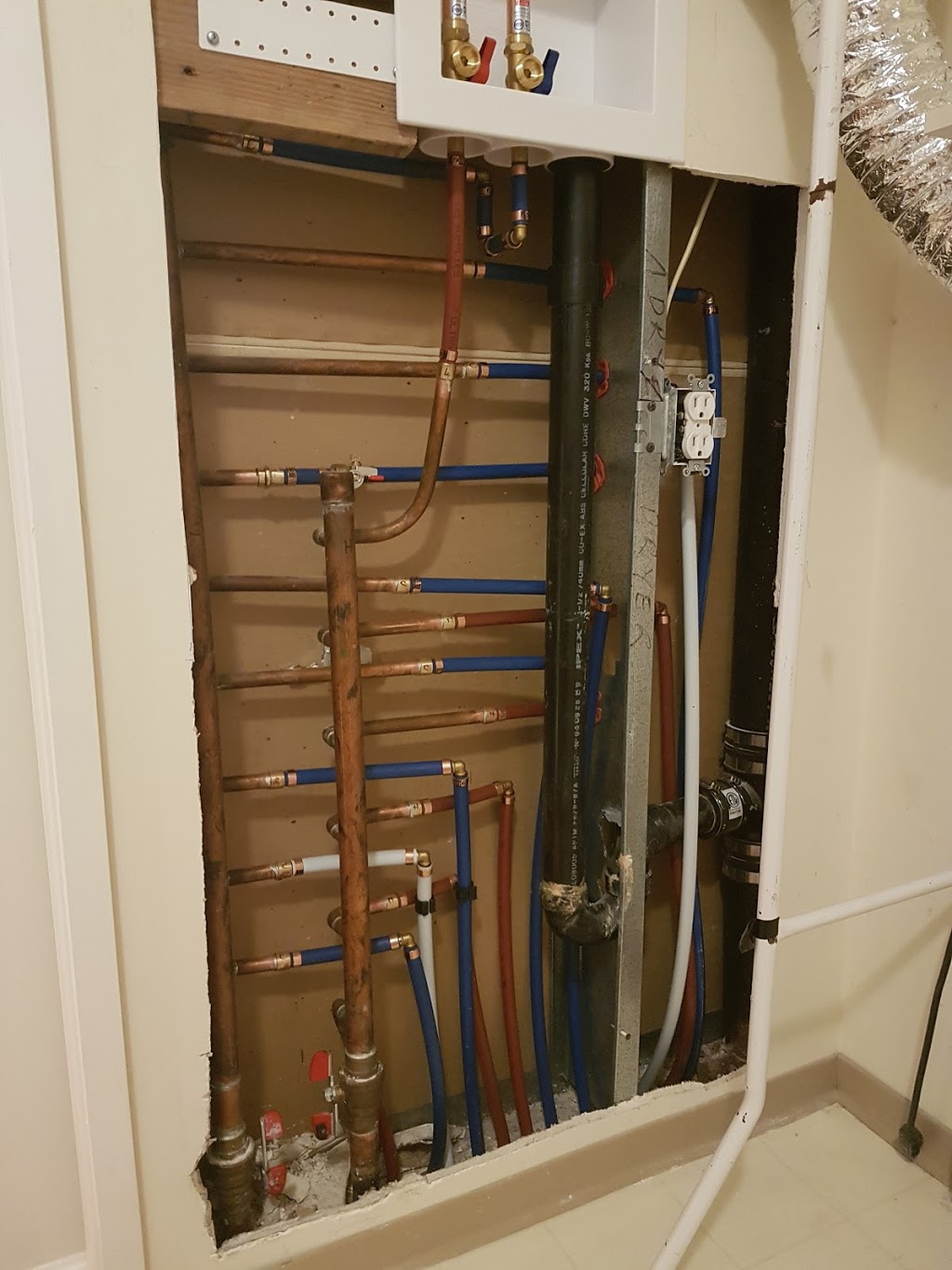 Twin Peaks Plumbing Ltd. | 3362 Wavecrest Dr, Nanaimo, BC V9T 6M5, Canada | Phone: (250) 618-0305