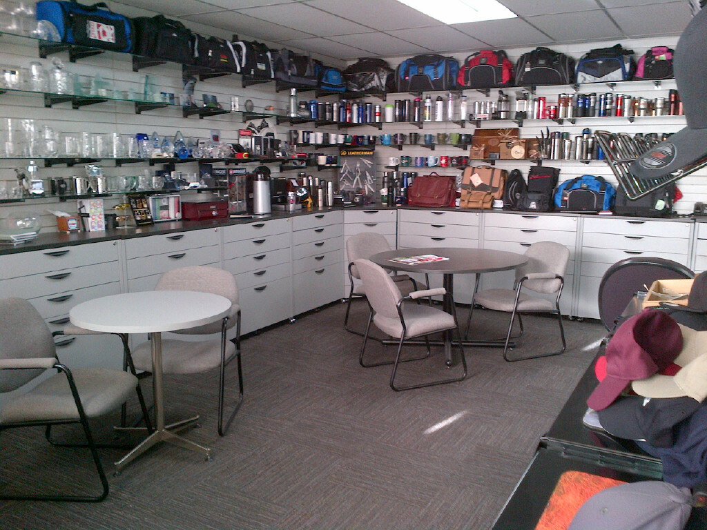 Sportscan Summit Clothing Embroidery and Promotional Products In | 5614 72 St, Edmonton, AB T6B 3J4, Canada | Phone: (780) 438-1022