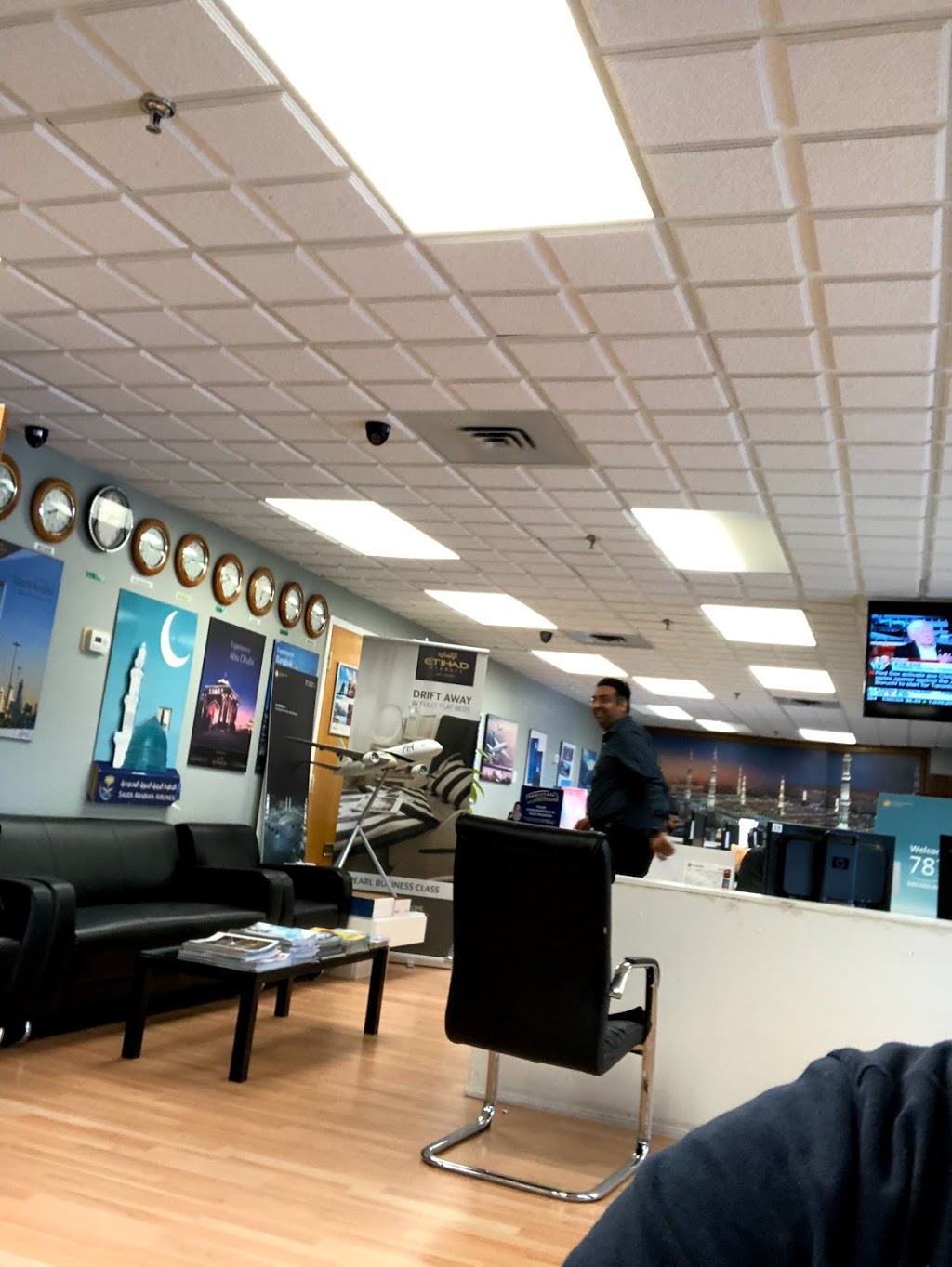 King Travel Can Ltd | 1325 Eglinton Ave E Suite #218, Mississauga, ON L4W 4L9, Canada | Phone: (905) 624-8555