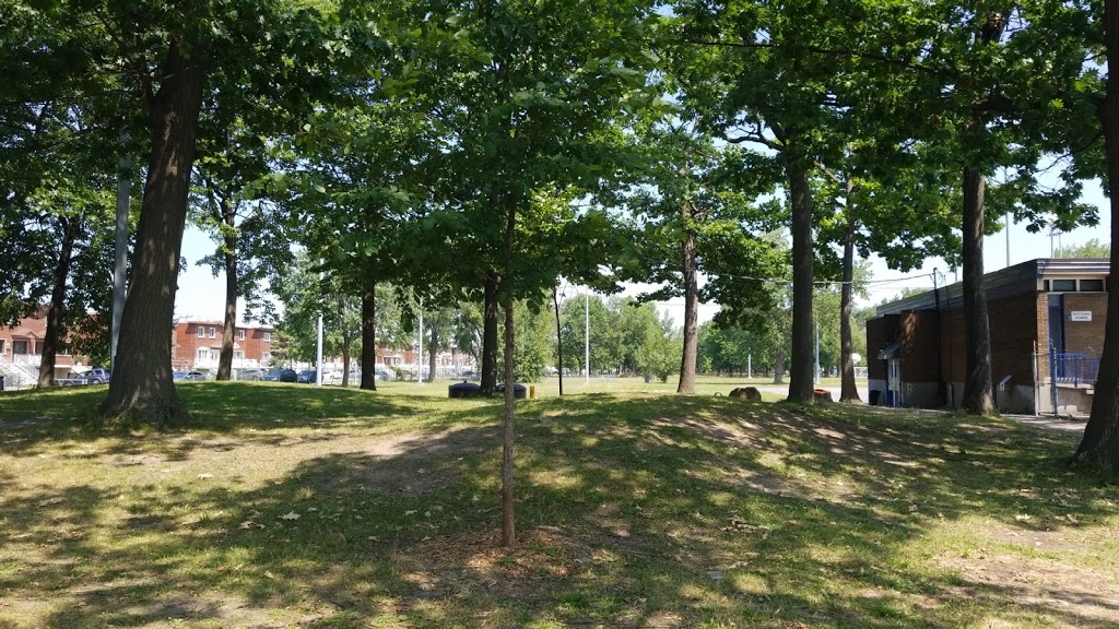 Parc Lefebvre | 8600 Rue Hardy, LaSalle, QC H8N 2P5, Canada | Phone: (514) 364-4661