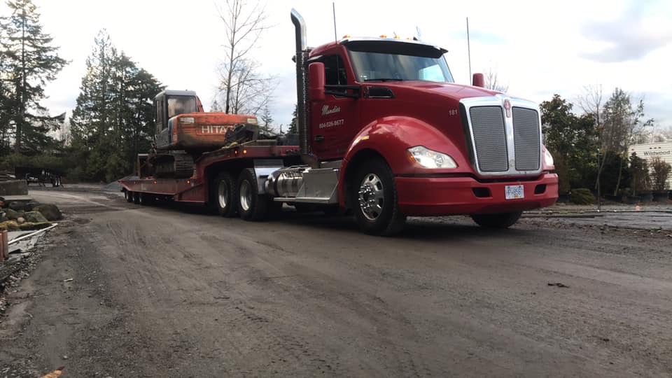 Royal City Towing & Storage | 319 14th St, New Westminster, BC V3M 5T2, Canada | Phone: (604) 525-3535