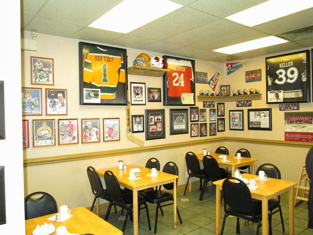 Caswell Hill Cafe | 210 Avenue H N, Saskatoon, SK S7L 6B6, Canada | Phone: (306) 974-9977