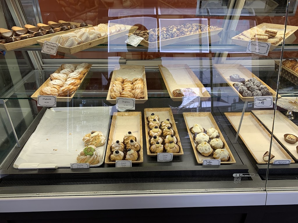 Amico Chef Bakery 2889 Dufferin St, North York, ON M6B 3S7, Canada