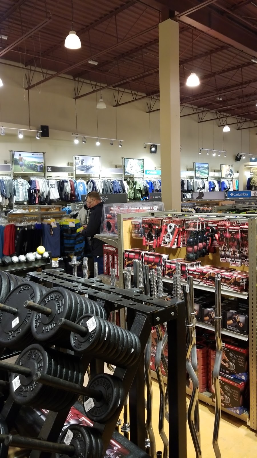 Sport Chek Lynden Park | 84 Lynden Rd Unit #20, Brantford, ON N3R 6B8, Canada | Phone: (519) 750-0101