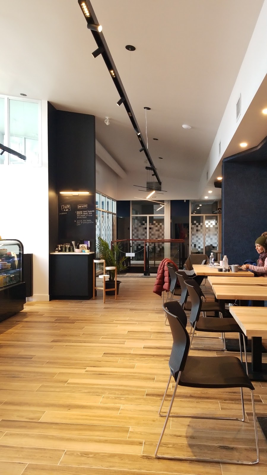 La Chopinerie - Châteauguay | 65 Rue Principale, Châteauguay, QC J6K 1E9, Canada | Phone: (514) 717-9844