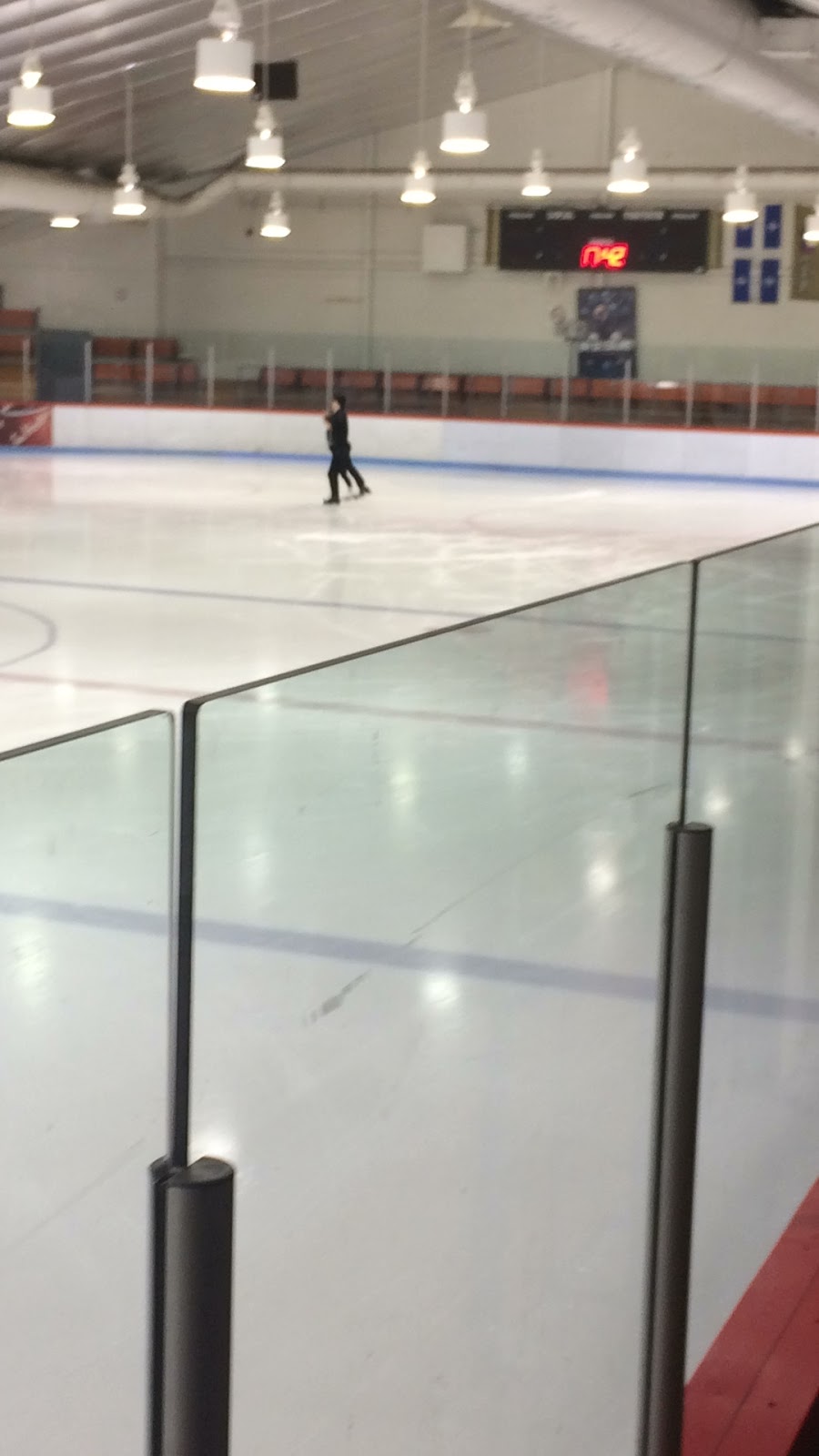 Arena Lucerne | 1750 Rue de Neuville, Laval, QC H7M 2E2, Canada | Phone: (450) 662-4968