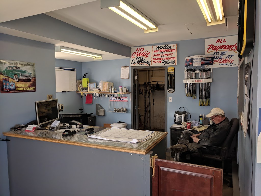 Crowes Auto Body | 1 Ridge St, Saint John, NB E2J 2N1, Canada | Phone: (506) 658-9330