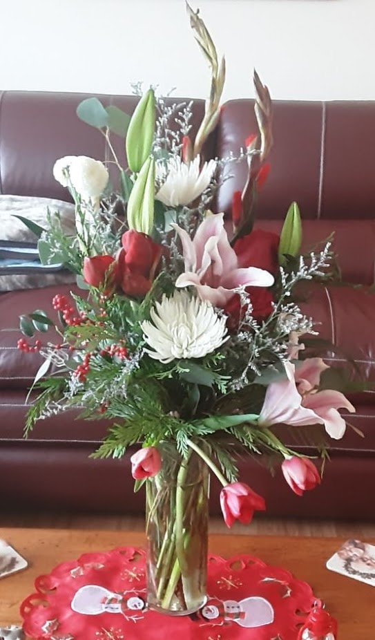 TL Yorke Floral Design | 8 Oland Crescent, Halifax, NS B3S 1C6, Canada | Phone: (902) 450-0101