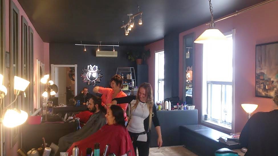 Coiffure de France/Ecole de Coiffure Destination | 167 Rue Saint-Louis, LeMoyne, QC J4R 2L3, Canada | Phone: (450) 466-2549