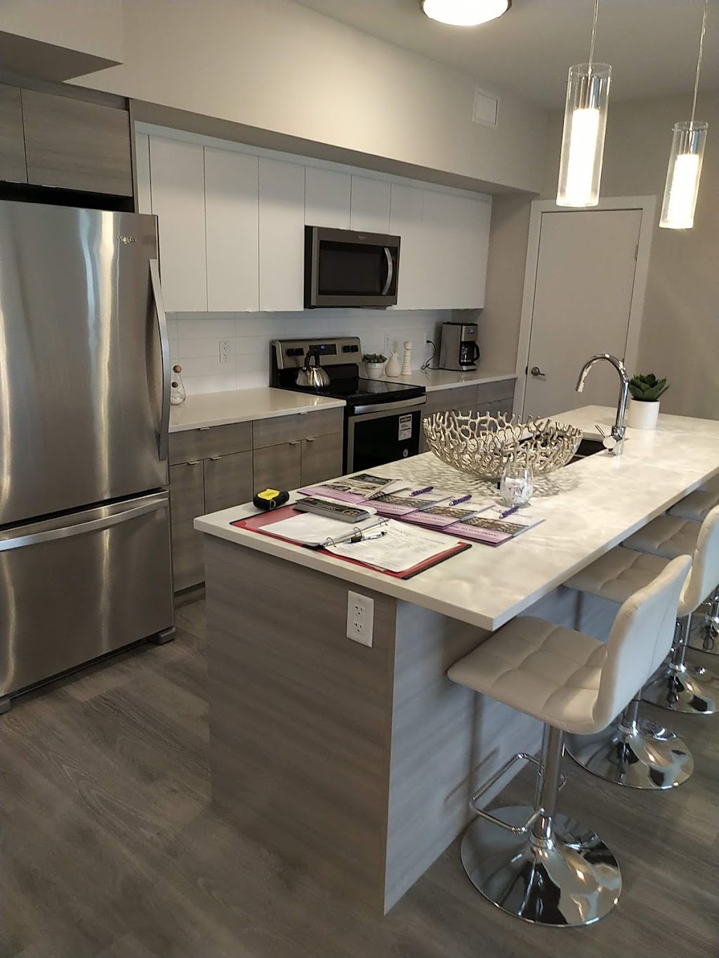 Crocus Gardens | 80 Philip Lee Dr, Winnipeg, MB R3W 0M5, Canada | Phone: (204) 504-0722