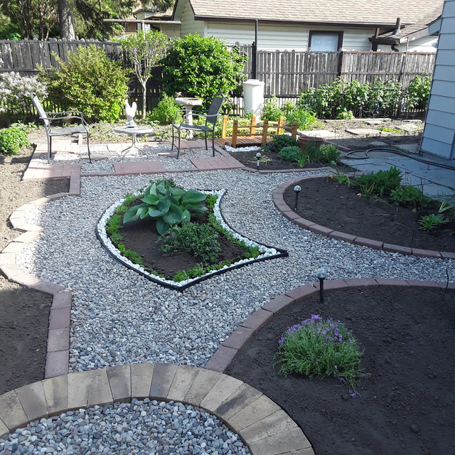T.David Trucking & Landscape Supply | 324 Henry St, Brantford, ON N3S 7R5, Canada | Phone: (519) 754-0994