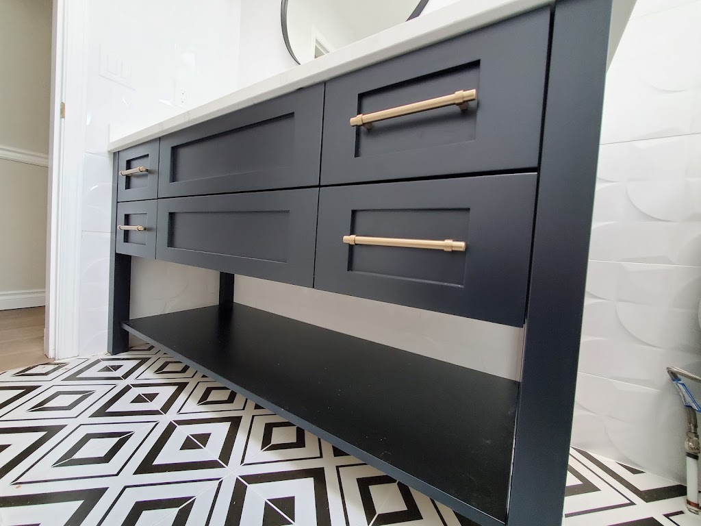 Ritz Cabinets | 8030 Enterprise Dr #106A, Chilliwack, BC V2R 5N8, Canada | Phone: (778) 683-8401