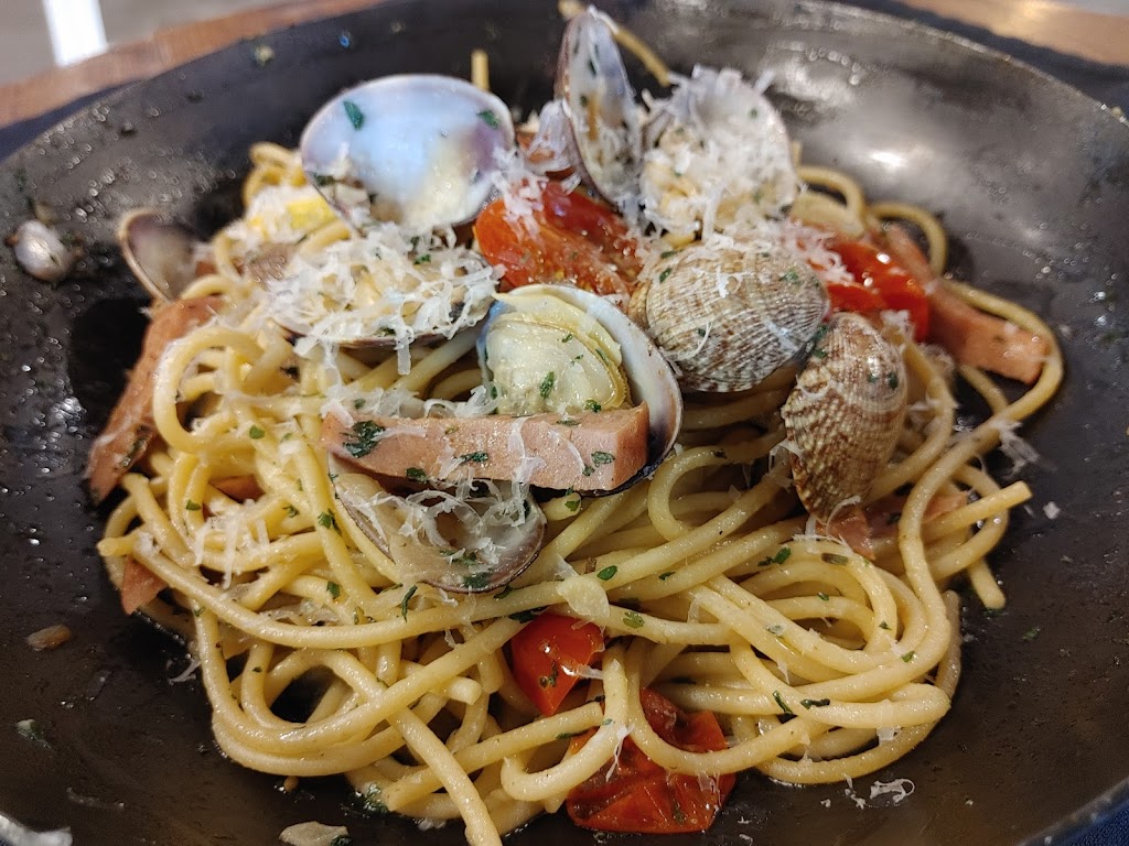 Kitchen Classics | 473 Gower Point Rd, Gibsons, BC V0N 1V0, Canada | Phone: (778) 316-8449