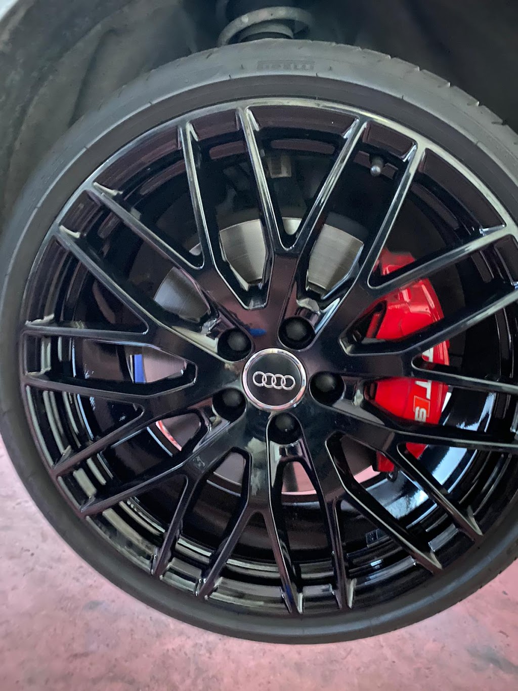 The Detail Den | 7070 Pacific Cir, Mississauga, ON L5T 2A7, Canada | Phone: (647) 785-6340