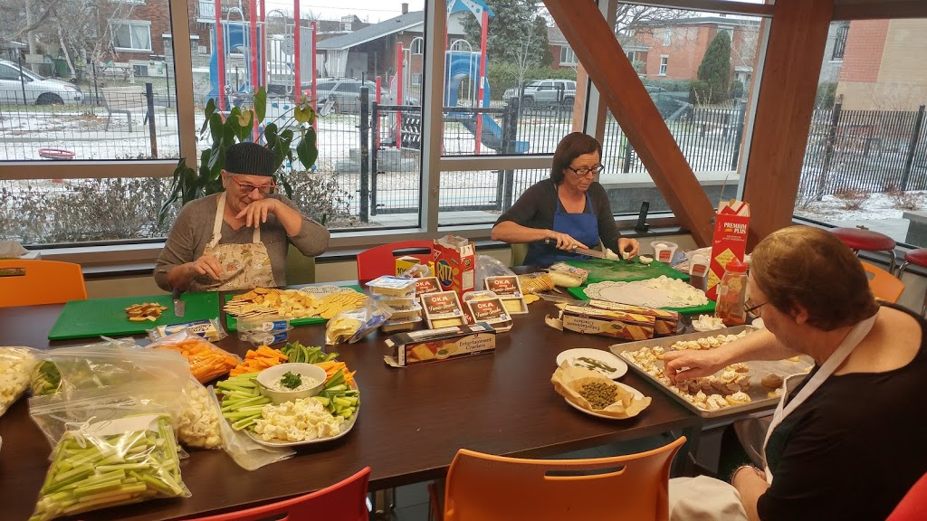 Cuisines de lAmitié | 2210 Rue André, Brossard, QC J4Z 2Z8, Canada | Phone: (450) 443-6770