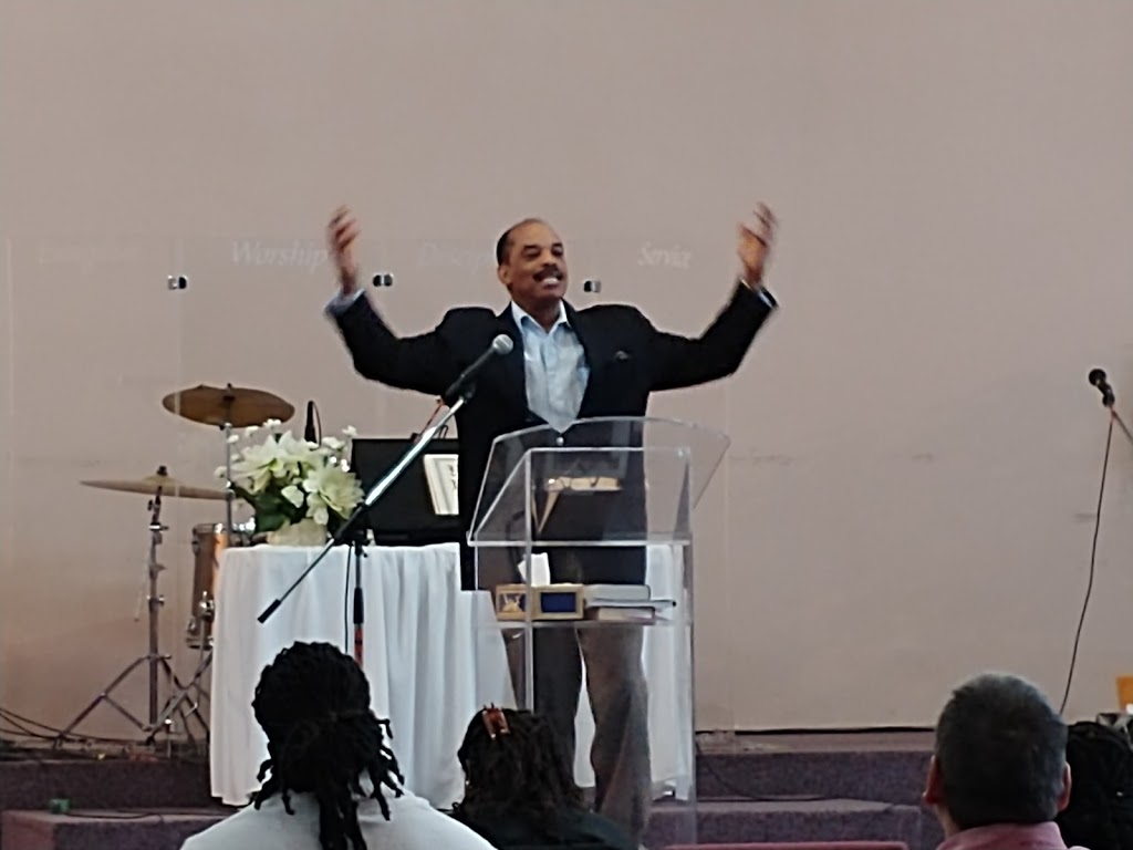 Deliverance Centre | 1831 Selkirk Ave, Winnipeg, MB R2R 2A9, Canada | Phone: (204) 632-5551