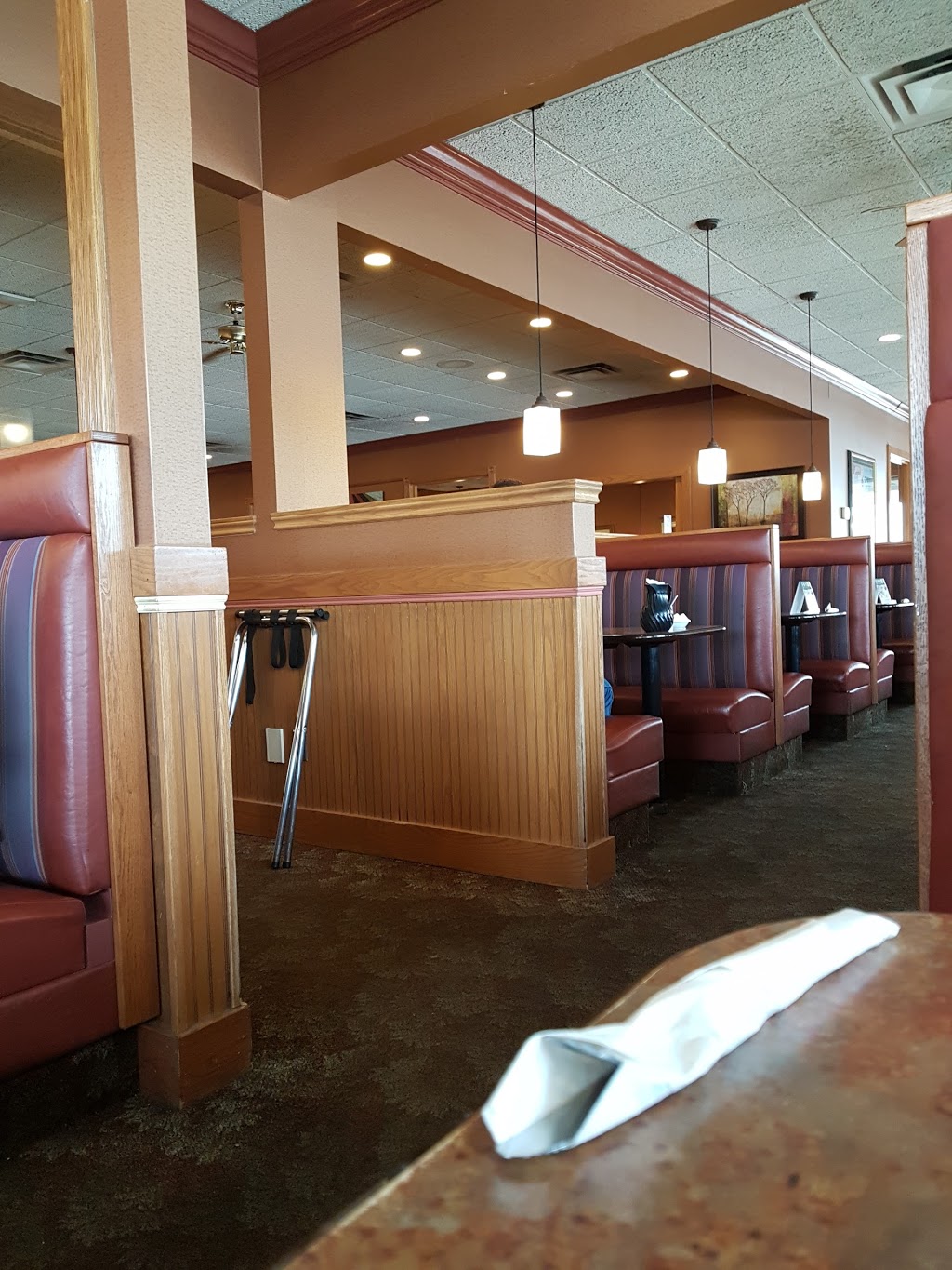 Perkins Restaurant & Bakery | 2142 McPhillips St, Winnipeg, MB R2V 3C8, Canada | Phone: (204) 697-0010