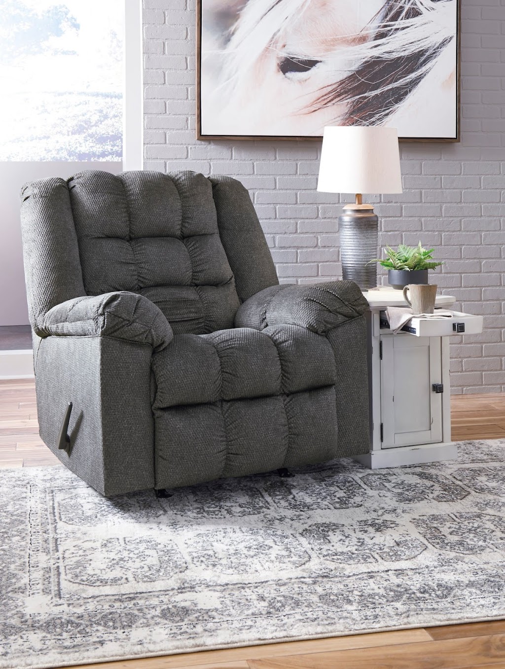 Listowel Furniture & Sleep Centre | 975 Wallace Ave N, Listowel, ON N4W 1M6, Canada | Phone: (226) 430-2133