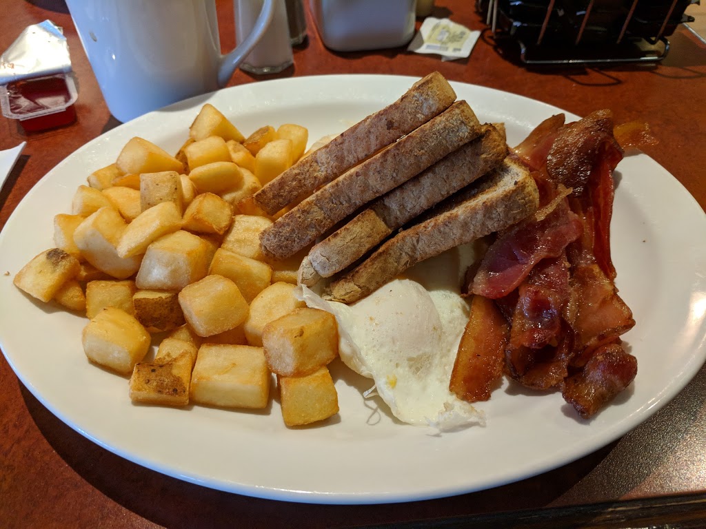 Silks Country Kitchen | 1501 Niagara Stone Rd, Virgil, ON L0S 1T0, Canada | Phone: (905) 468-7241