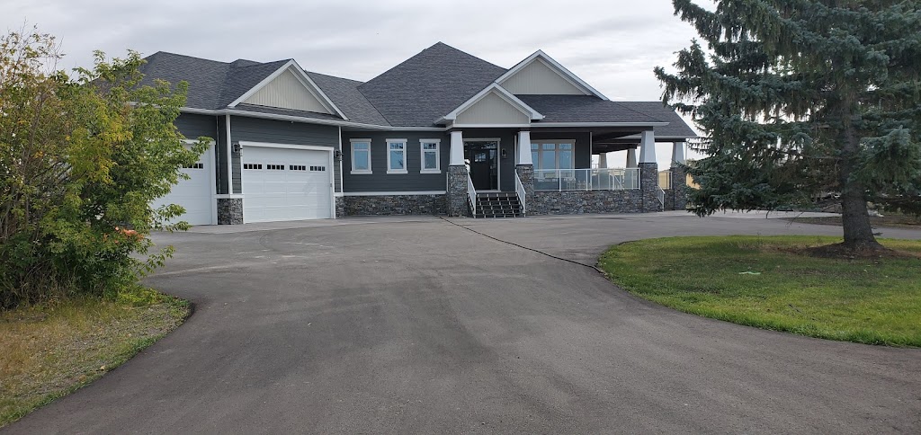 Pidgeon Farms | 48133 274 Ave W, Alberta T1S 4N5, Canada | Phone: (403) 818-0395