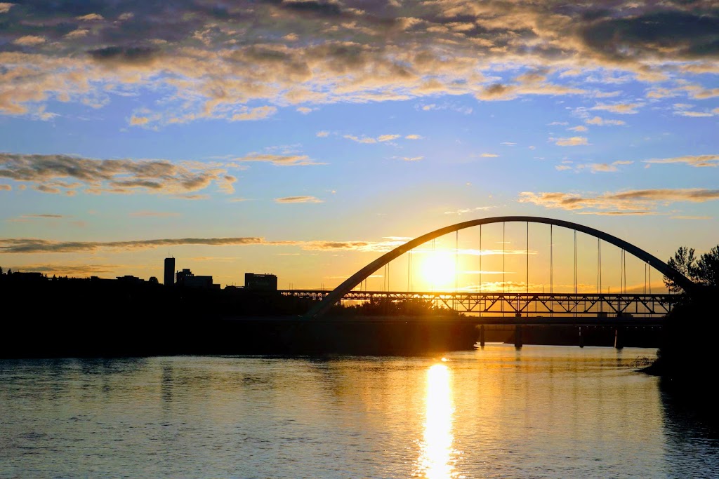 Henrietta Muir Edwards Park | 9704 98 Ave NW, Edmonton, AB T6C 4P6, Canada | Phone: (780) 442-5311