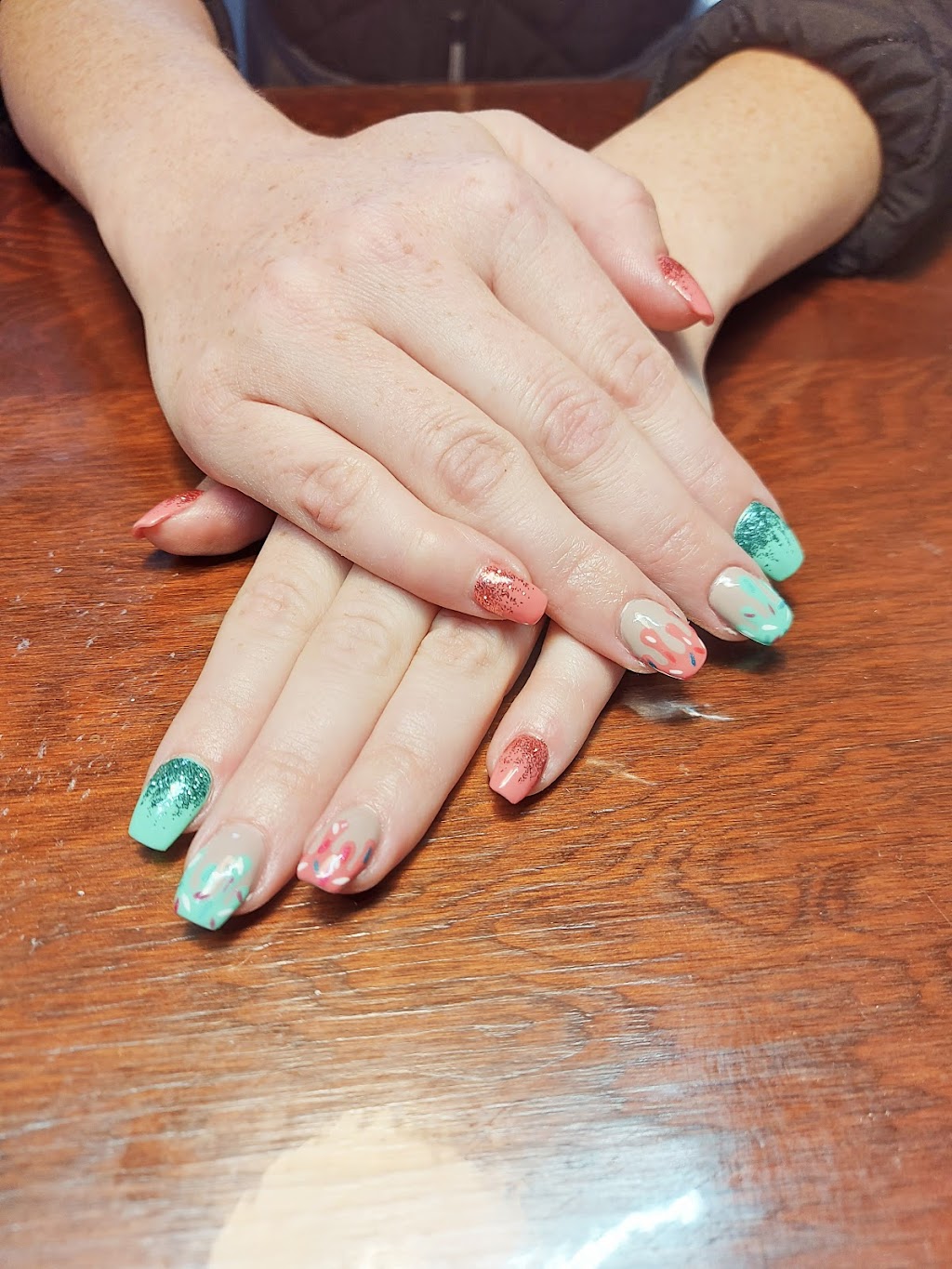 Matte or Shine Nails | 6 30 St E, Prince Albert, SK S6V 1Y9, Canada | Phone: (306) 980-2357