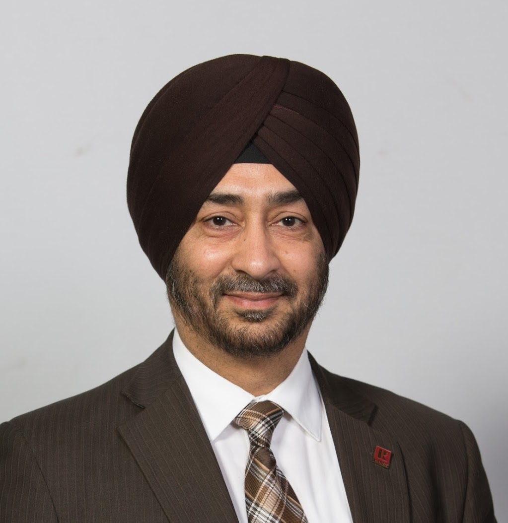Rajwinder Saggu Broker Century 21 Green Reality Inc. | 6980 Maritz Dr #8, Mississauga, ON L5W 1Z3, Canada | Phone: (416) 834-7854