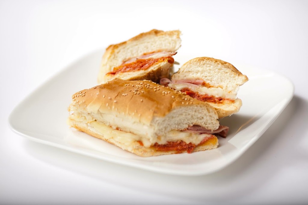 Royal Pizza | 98 Longview Dr #12, Spruce Grove, AB T7X 0H4, Canada | Phone: (587) 286-1286
