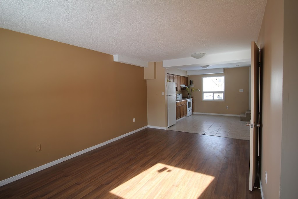 Alvinston Townhomes | 8057 Lorne St, Alvinston, ON N0N 1A0, Canada | Phone: (226) 213-4000
