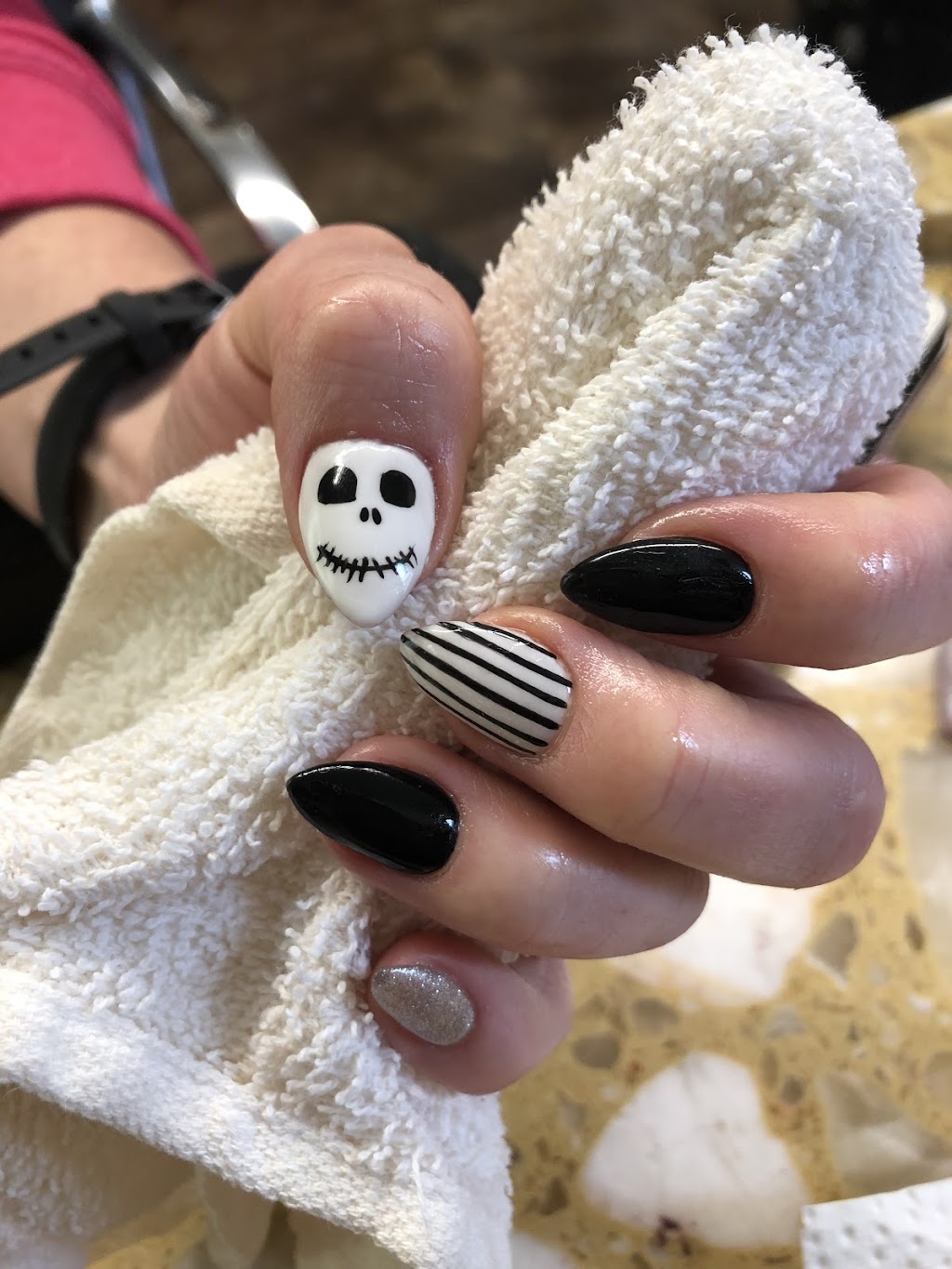 Jennys Nail Spa | 175 Argyle Ave N, Listowel, ON N4W 1M7, Canada | Phone: (226) 622-0411