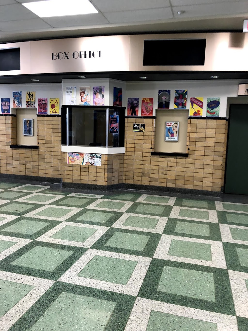 Eastglen School | 11430 68 St NW, Edmonton, AB T5B 1P1, Canada | Phone: (780) 479-1991