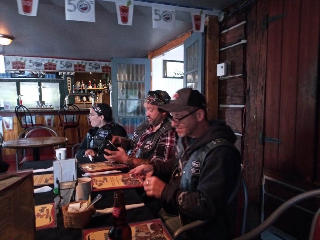 Pizza 3000 | 201 Route du Long-Sault, Saint-André-dArgenteuil, QC J0V 1X0, Canada | Phone: (450) 537-3000