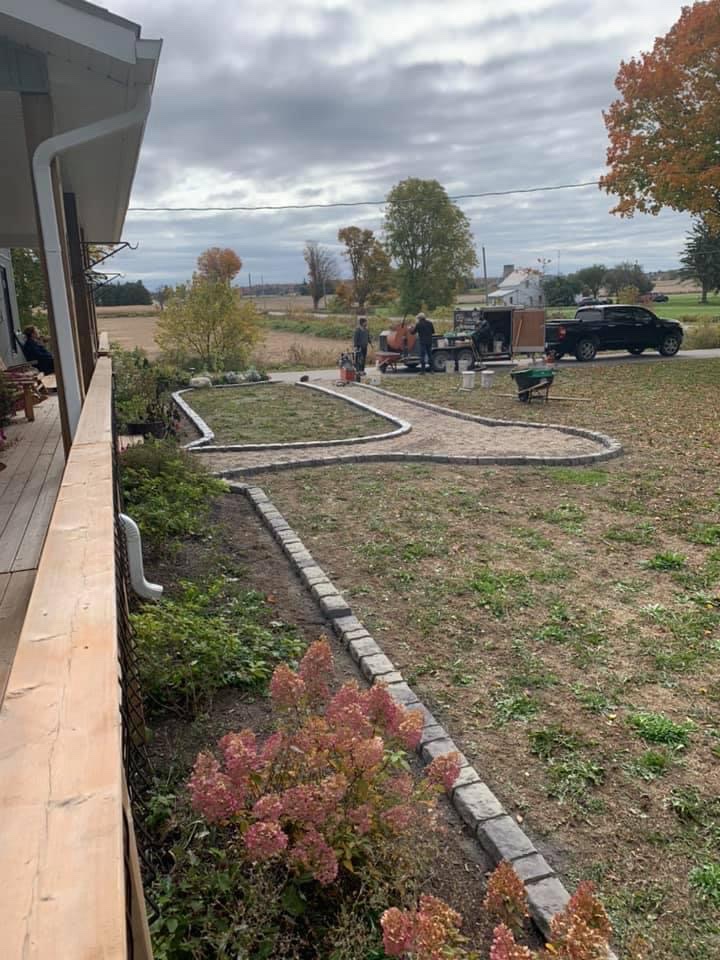 Curbs and Edges | 4 Masters Dr, Barrie, ON L4M 6W3, Canada | Phone: (705) 795-5112