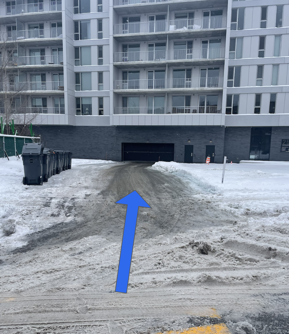 Parking Montréal - 25 Avenue Manseau - clicknpark | 25 Av. Manseau, Outremont, QC H2V 4R1, Canada | Phone: (855) 979-7275
