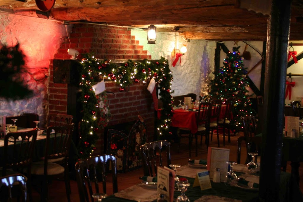 Herongate Barn Dinner Theatre | 2885 Altona Rd, Locust Hill, ON L0H 1J0, Canada | Phone: (905) 472-3085