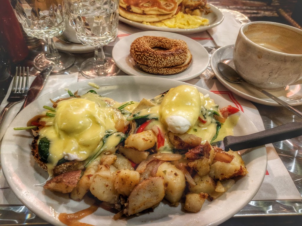 Bagel Etc | 4320 Boul St-Laurent, Montréal, QC H2W 1Z3, Canada | Phone: (514) 845-9462