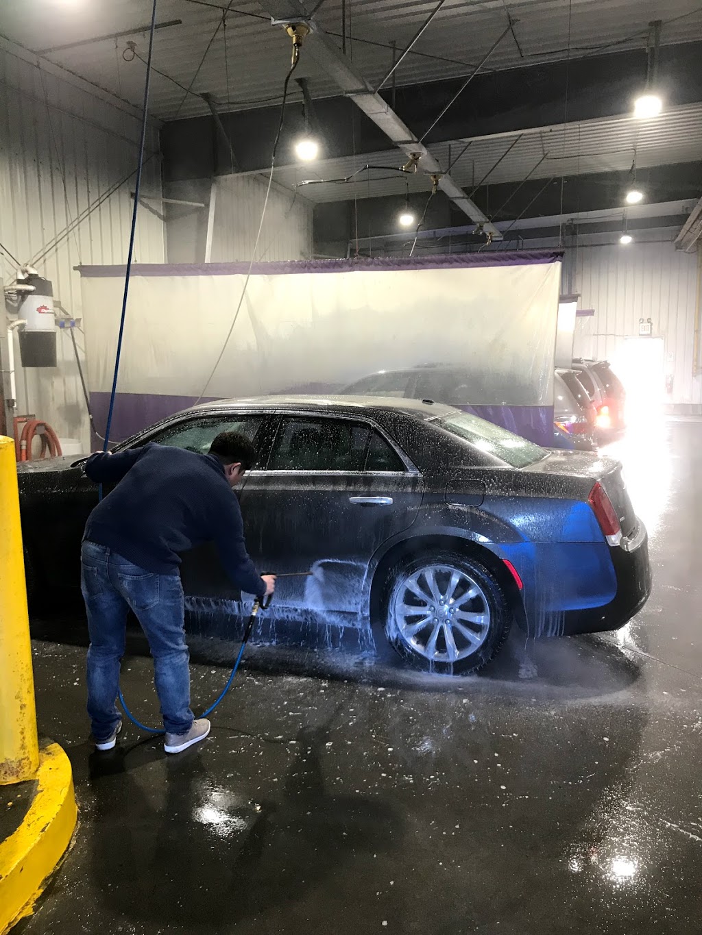 Stinger Car Wash | 10012 76 St NW, Edmonton, AB T6A 3A3, Canada | Phone: (780) 652-1147